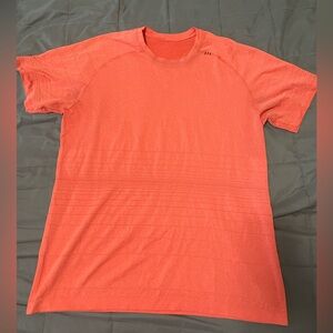 Lululemon Men’s Tshirt